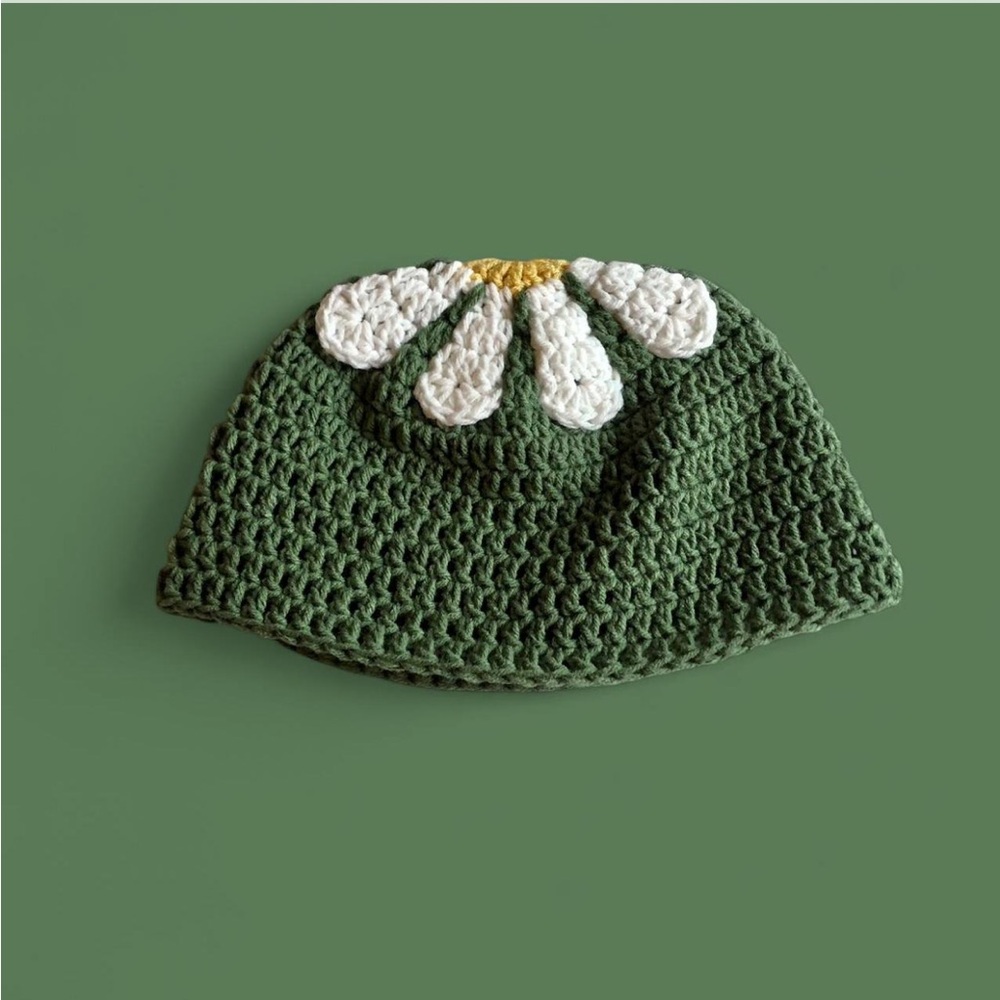 crochet green daisy flower skull cap beanie HANDMADE